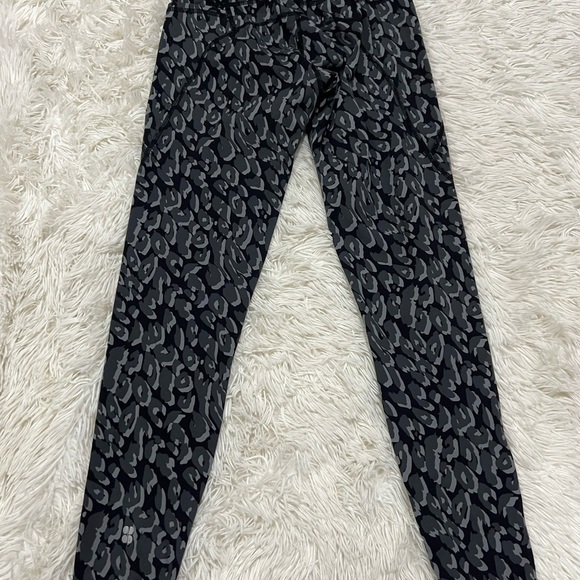 Sweaty Betty Zero Gravity Running Tight - Size XXS - Picture 4 of 7